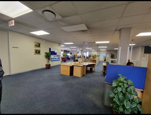 27,809M² WAREHOUSE TO LET IN ELANDSFONTEIN